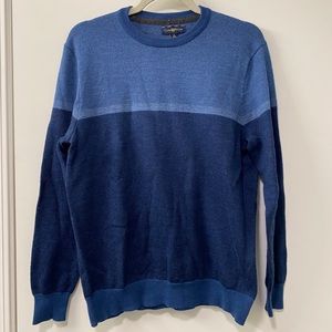 Club Room blue / navy crewneck sweater